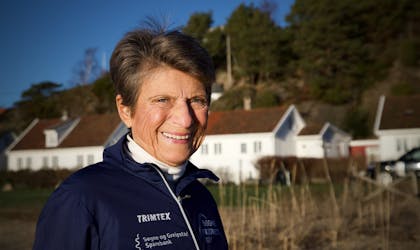 Ingen kvinner over 75 år har løpt maraton raskere enn Vera Nystad fra Søgne.