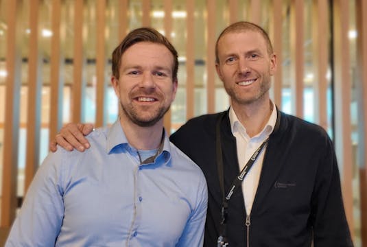 Eiendomsmegler i Exbo Didrik og kunderådgiver Simen.