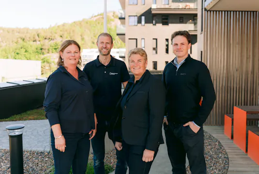 PM Gruppe Inger, Simen, Sigrun, Fredrik liggende